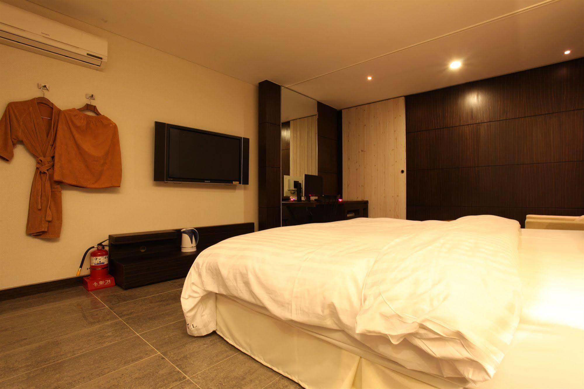 Yeongdeungpo Lifestyle F Hotel سيول المظهر الخارجي الصورة